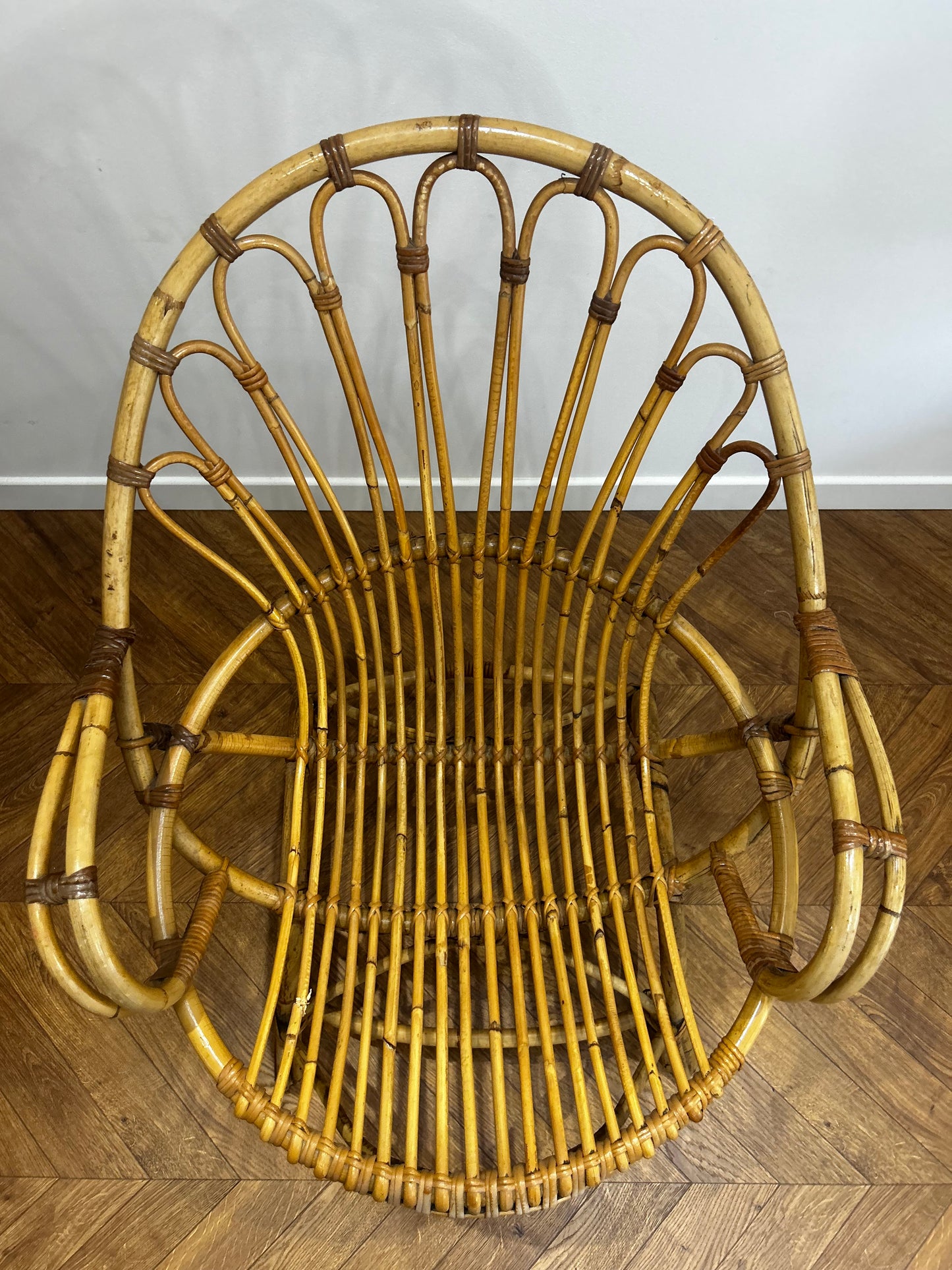 Chaise rotin ancienne