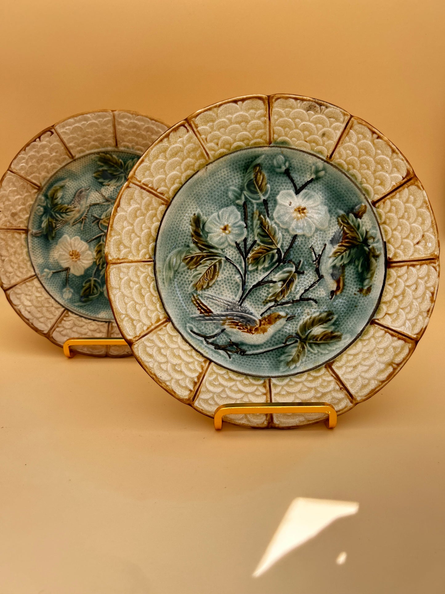 Assiettes anciennes oiseaux