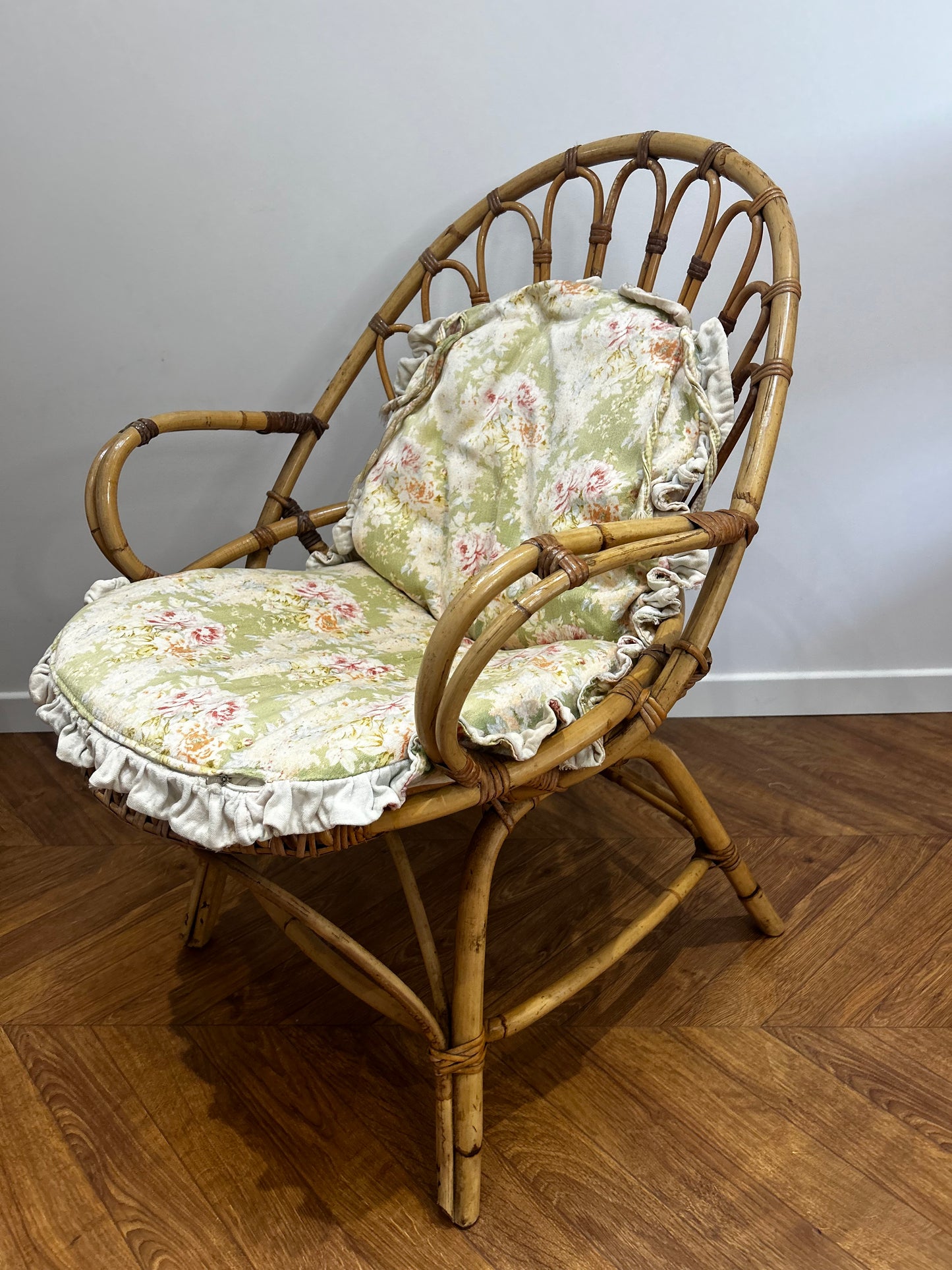 Chaise rotin ancienne