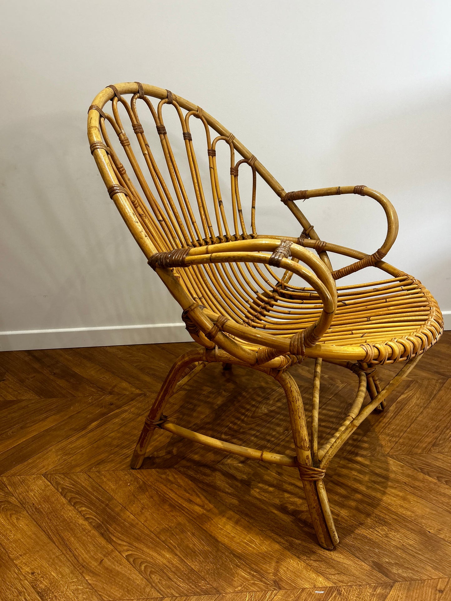 Chaise rotin ancienne