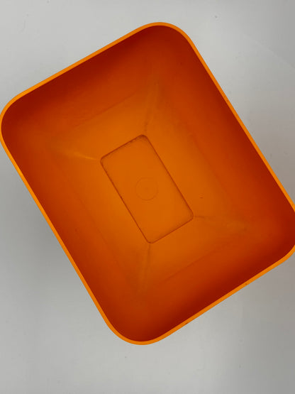 Balance vintage orange