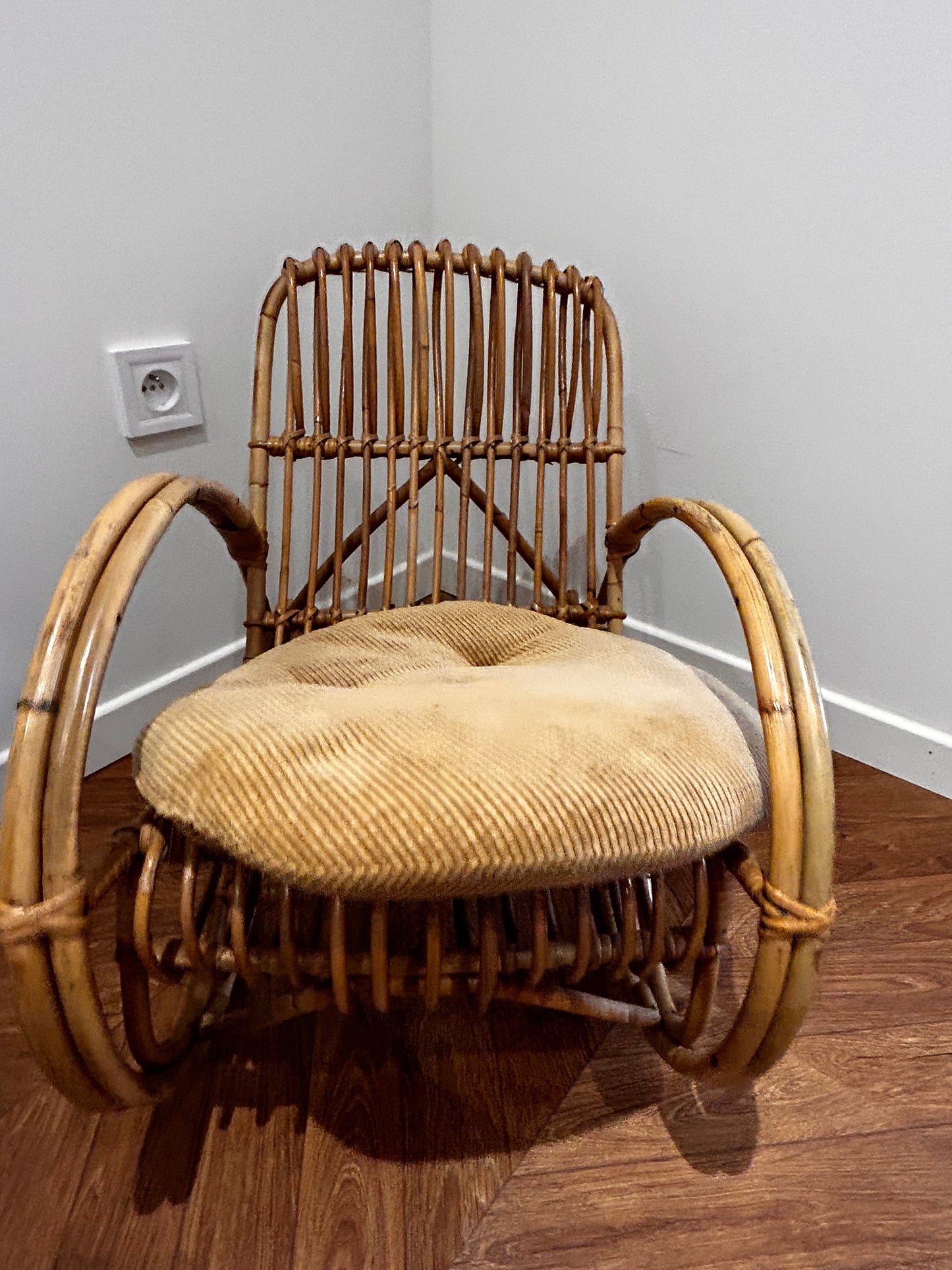 Chaise à bascule rotin enfant