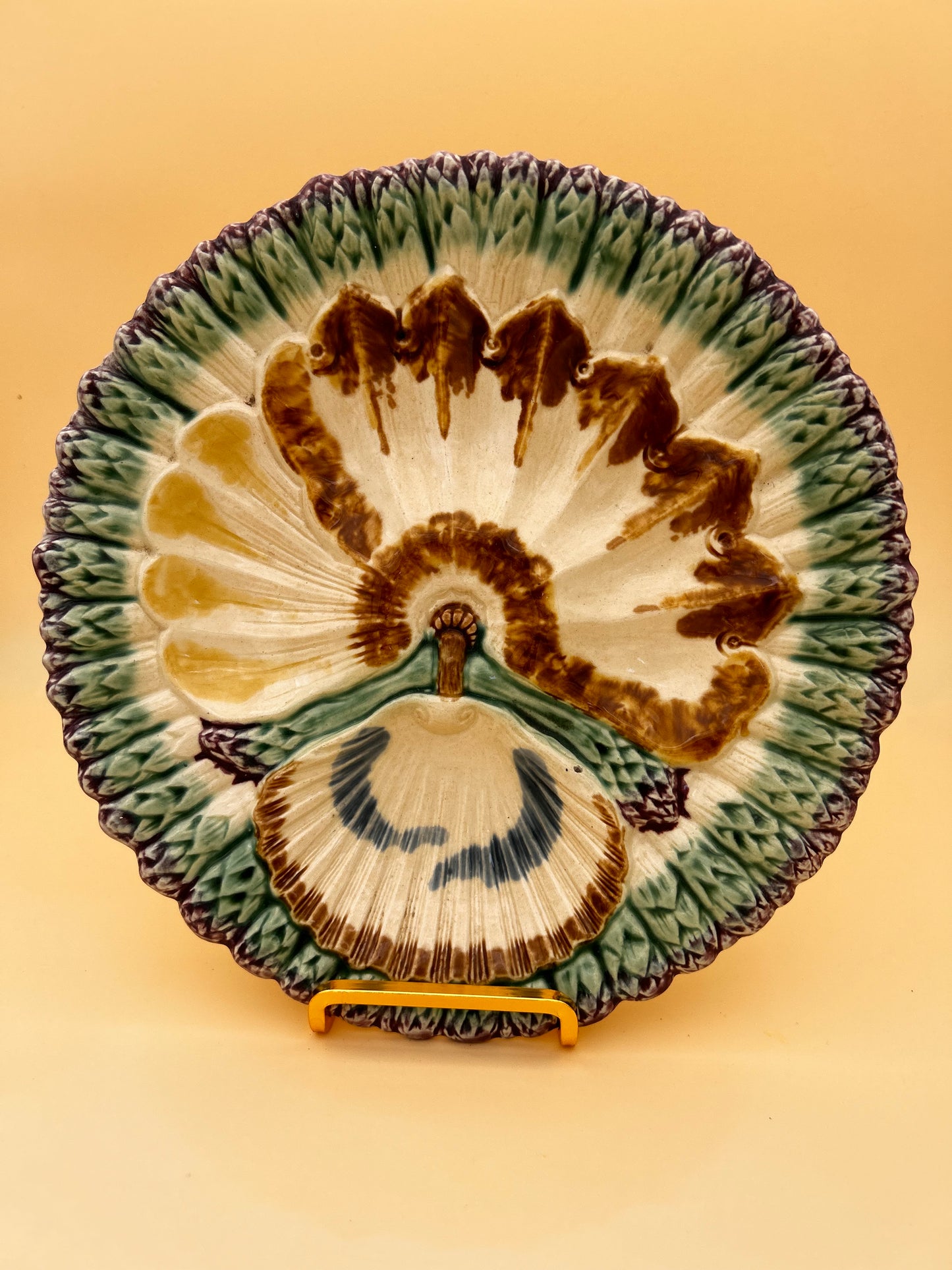 Assiette Majolique asperge coquillage
