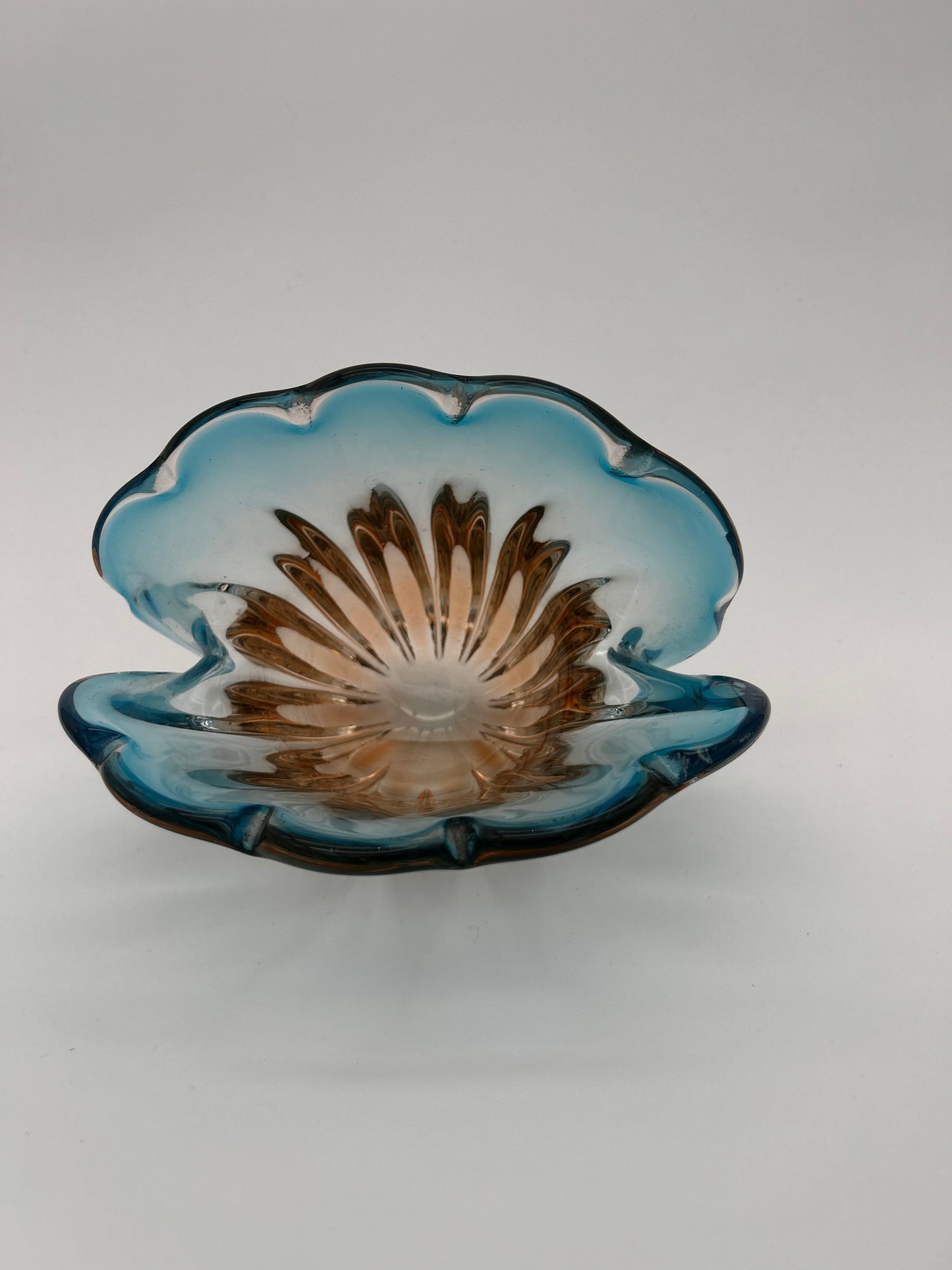 Vide poche Murano forme bénitier bleu