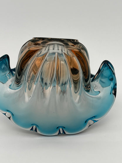 Vide poche Murano forme bénitier bleu