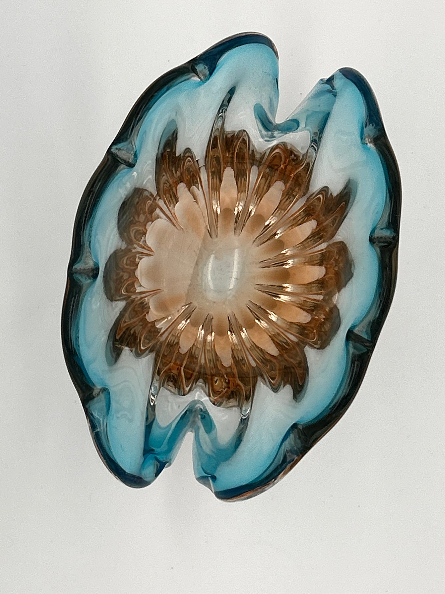 Vide poche Murano forme bénitier bleu