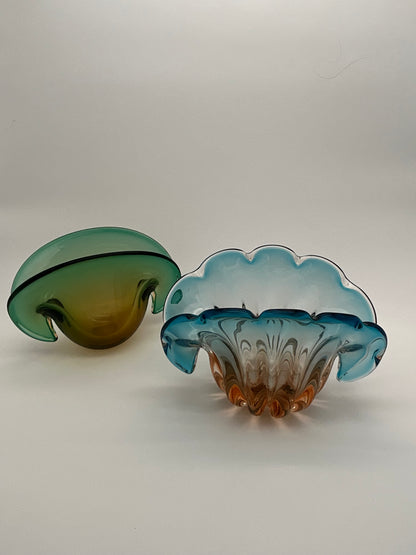 Vide poche Murano forme bénitier bleu